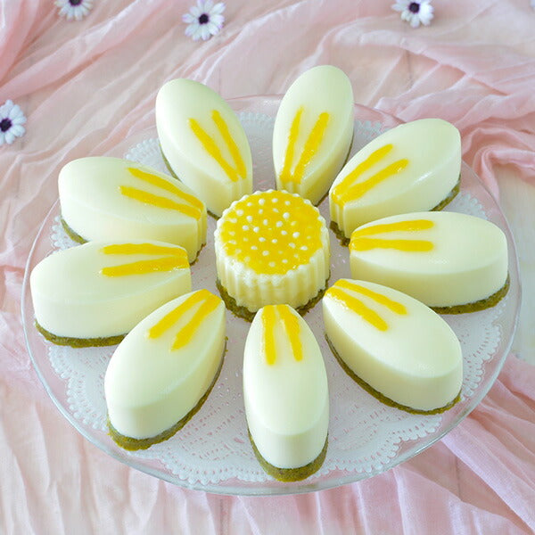 【50%OFFクーポン付き】 パボーニ シリコン型 ラブ・ノン・ラブ-レッド 花 シリコンモールド お菓子型 ケーキ型 焼き型 可愛い 洋菓子型 焼型 製菓道具 FRT151-RSA(クリスマス) バレンタイン ホワイトデー 手作り